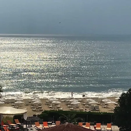 Sirena Sea View Apartment *