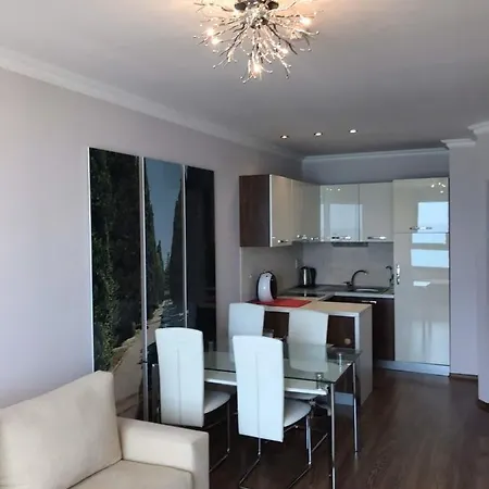 Sirena Sea View דירה