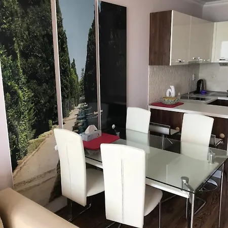 דירה Sirena Sea View