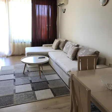 Sirena Sea View דירה *